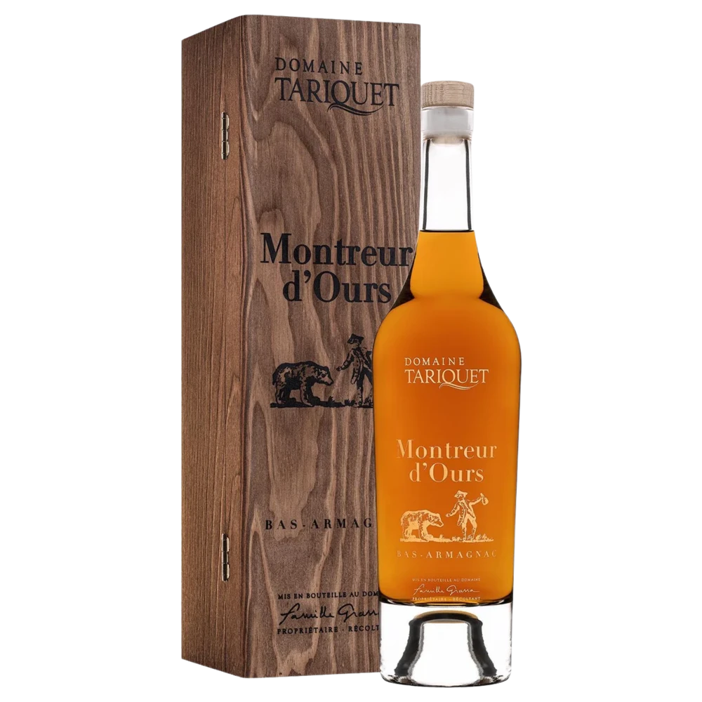 A bottle of Domaine Tariquet Montreur Dõours Bas Armagnac 45.5% 700ml