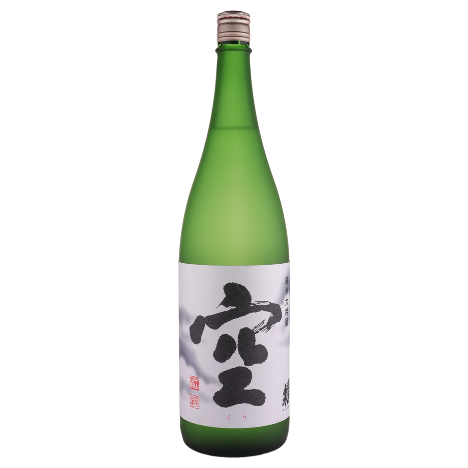A bottle of Houraisen Kuu Junmai Daiginjo 1800ml