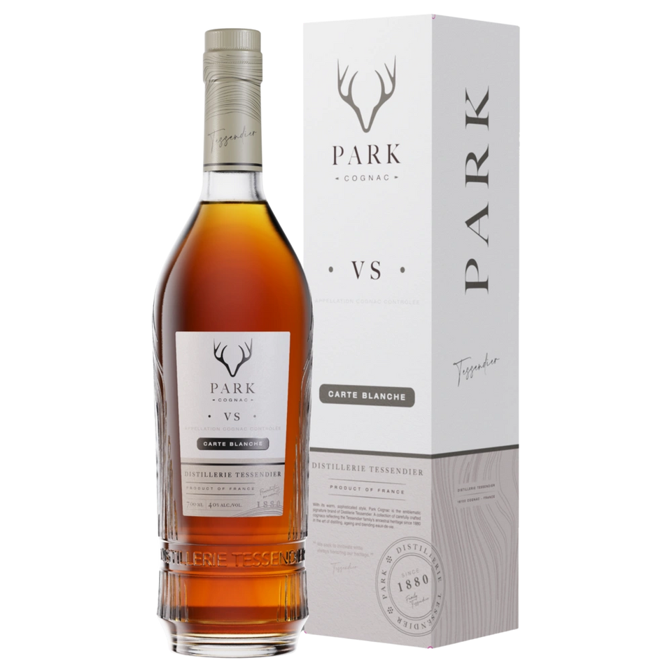 A bottle of PARK Cognac VS Carte Blanche 40% 700ml