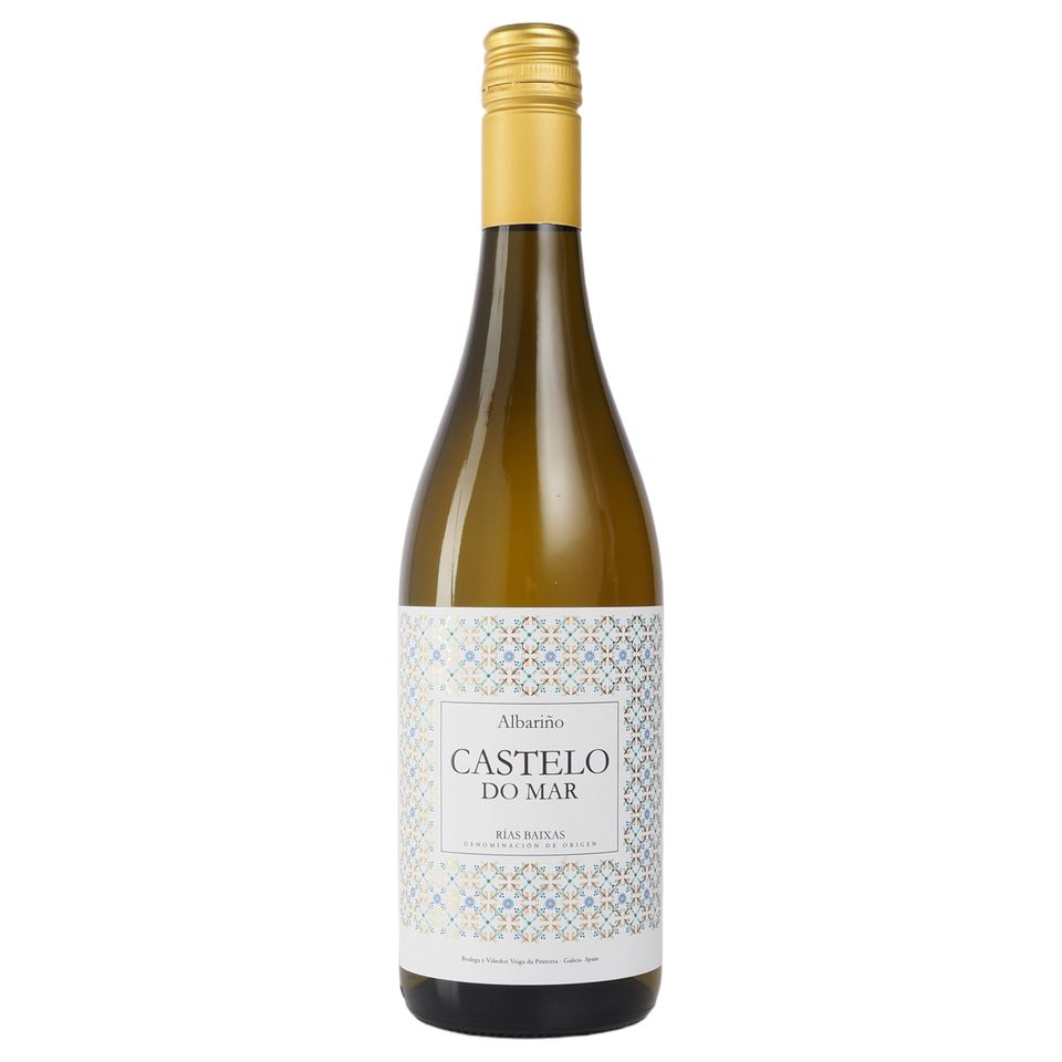 A bottle of 2024 Castelo do Mar Albarino 750ml White Wine