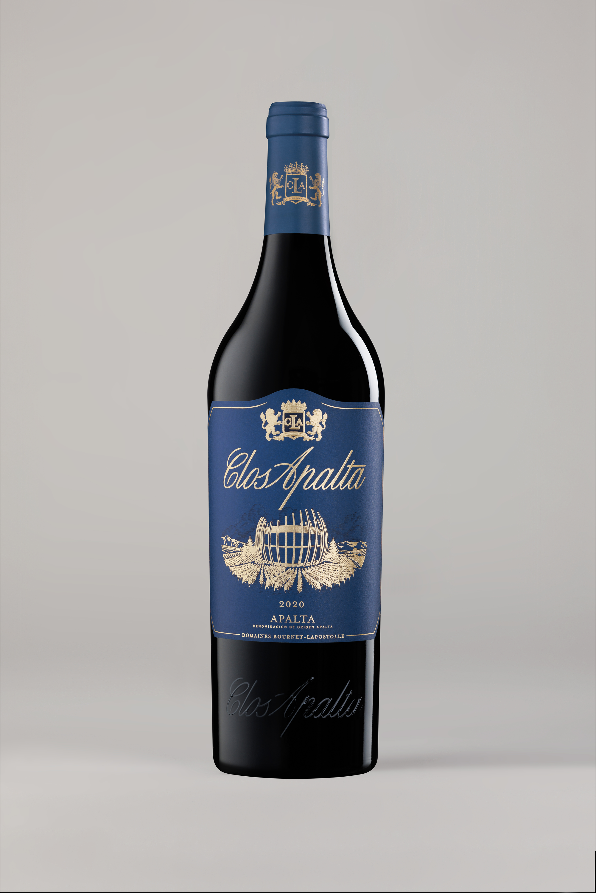 2018 Clos Apalta (ITM355225) single bottle shot