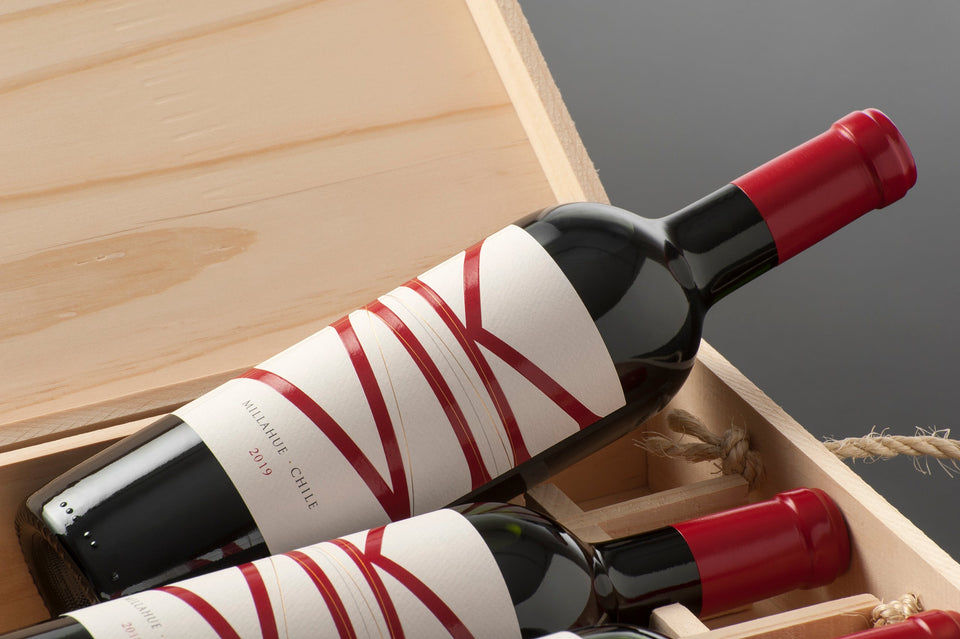 2019 Vik (ITM317678) single bottle shot
