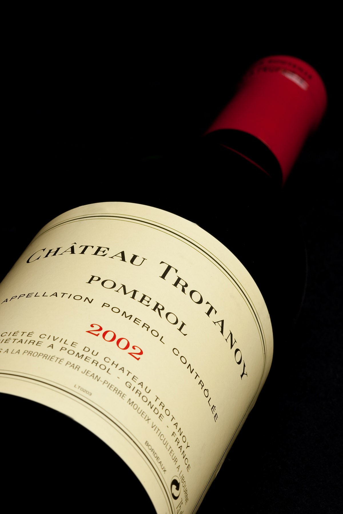 2019 Trotanoy (ITM303443) single bottle shot