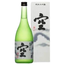 A bottle of Houraisen Kuu Junmai Daiginjo 1800ml