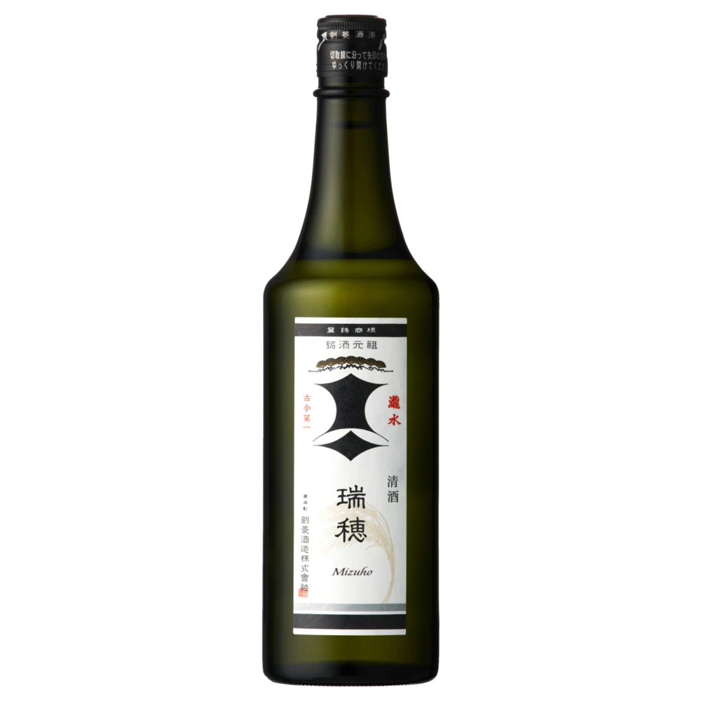 A bottle of NV Kenbishi Mizuho Junmai NV 720ml