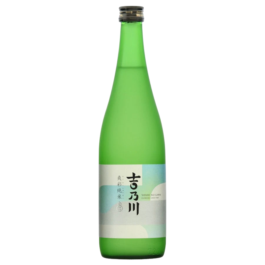 A bottle of Yoshinogawa Minamo Sousai Junmai 720ml