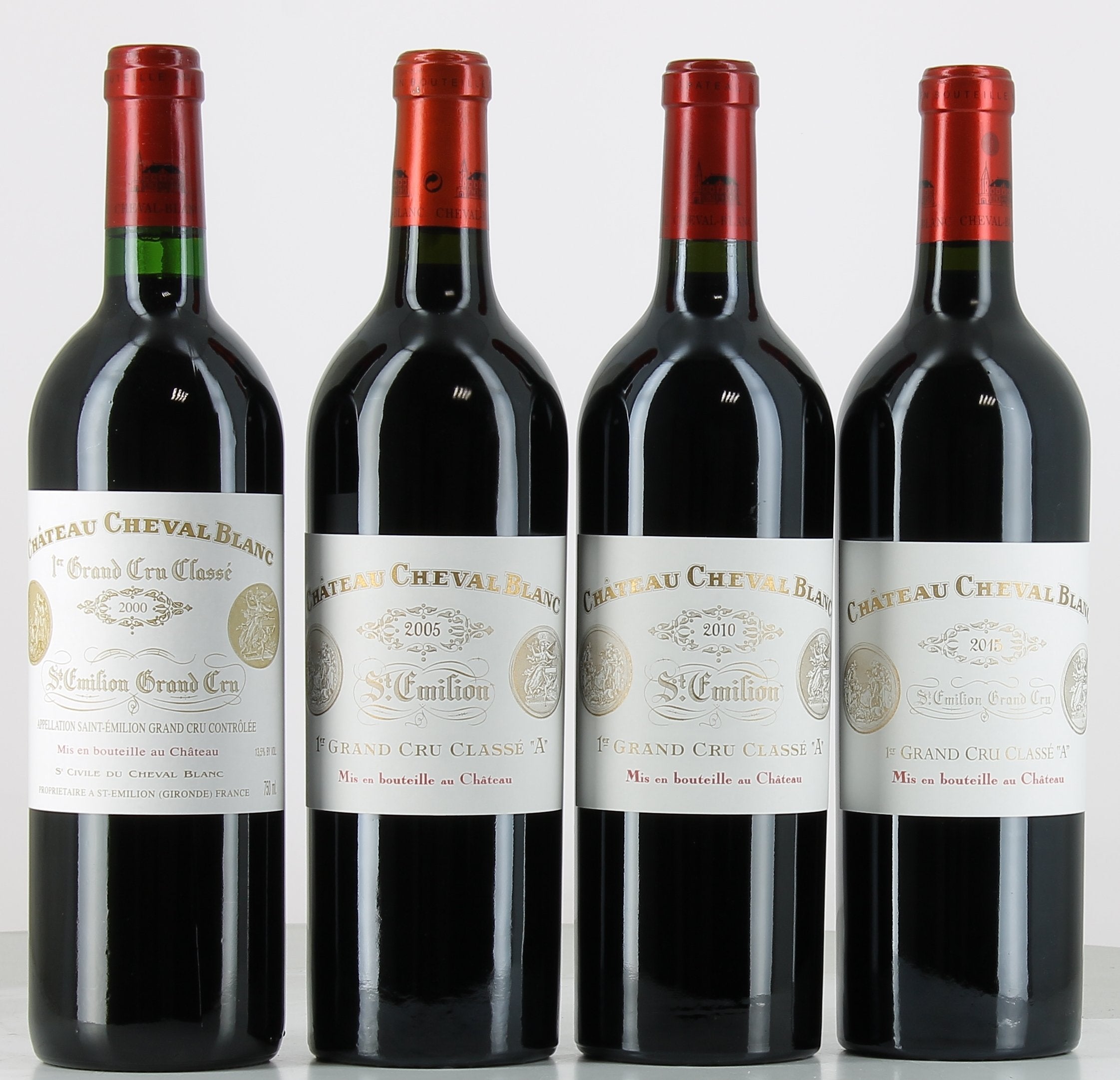 2012 Cheval Blanc (ITM57639) single bottle shot