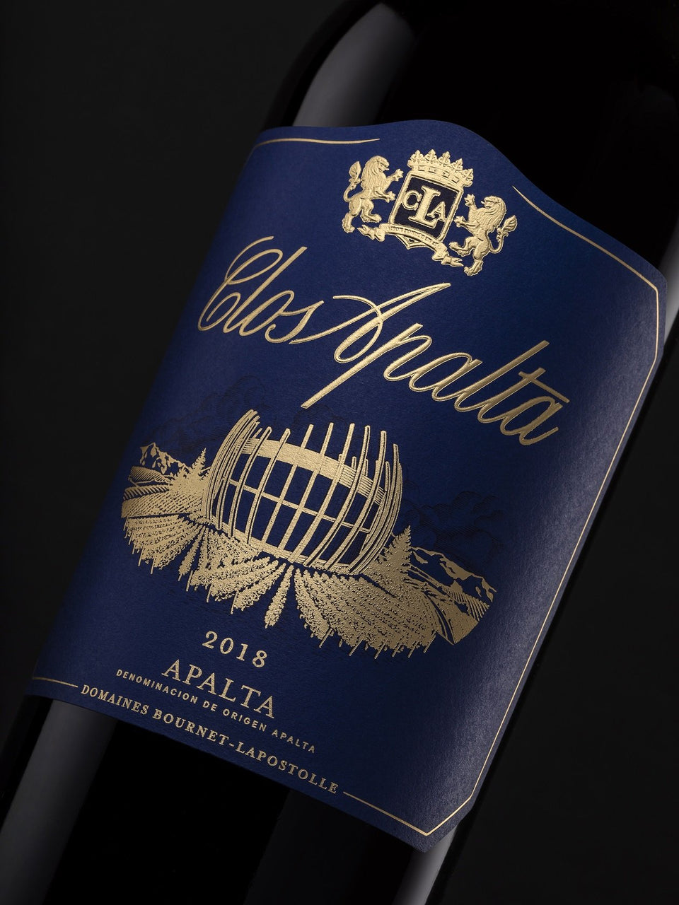 2018 Clos Apalta (ITM137468) single bottle shot