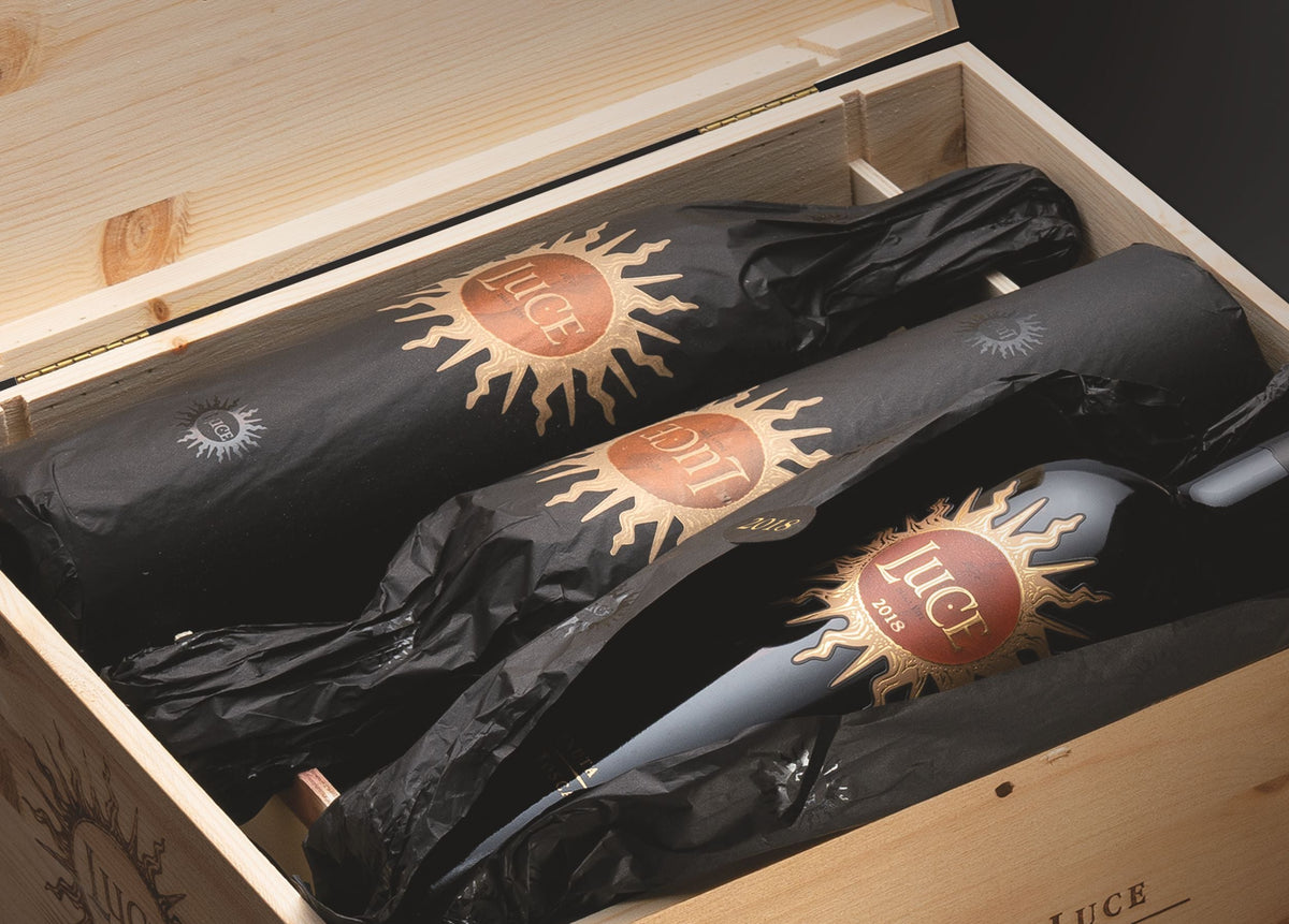 2019 Luce (ITM194365) single bottle shot